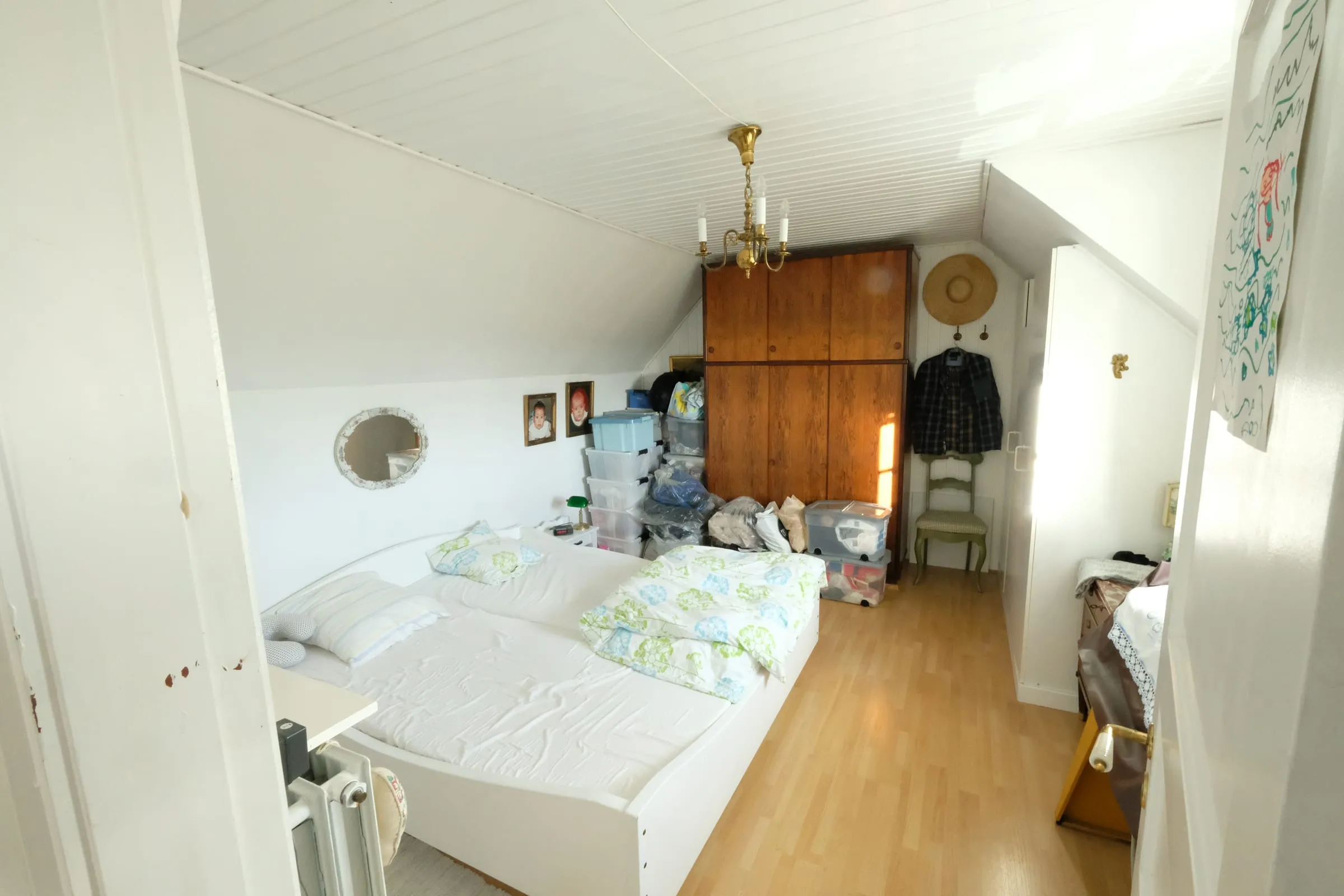 En del af den oprindelige førstesal, inden renovering.